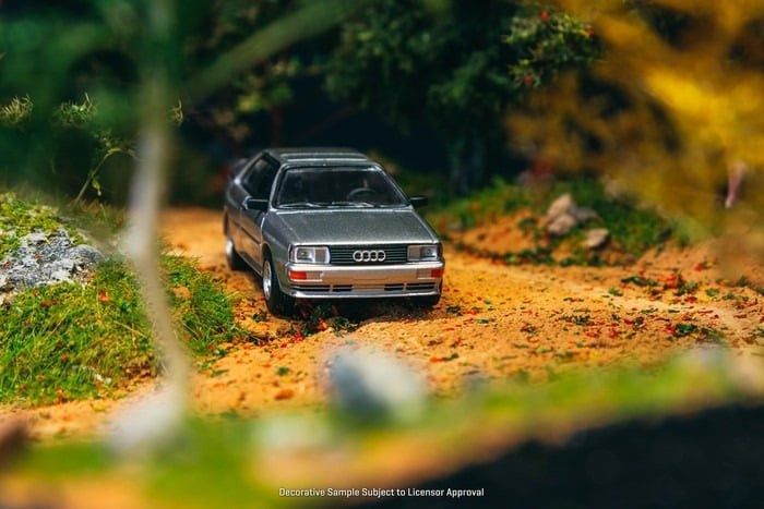  Mô hình xe Audi Quattro Silver tỉ lệ 1:64 Tarmax Works T64S-025-SL 