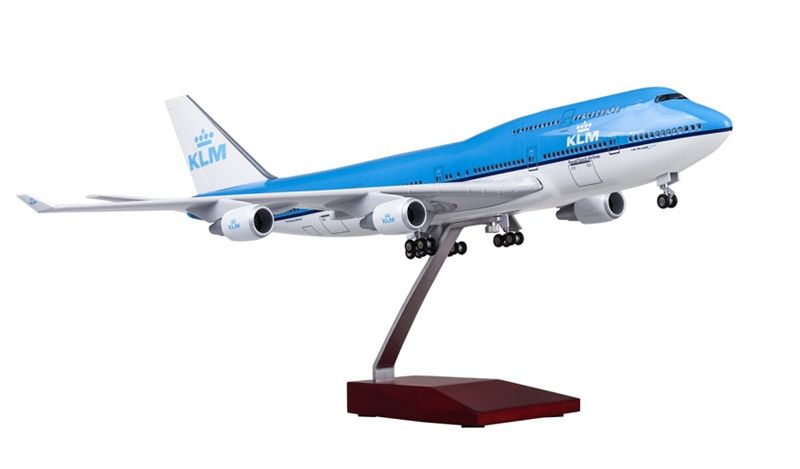  Mô hình máy bay KLM Royal Dutch Airlines Boeing B747 1:130 có đèn led tự động theo tiếng vỗ tay hoặc chạm MB47032 