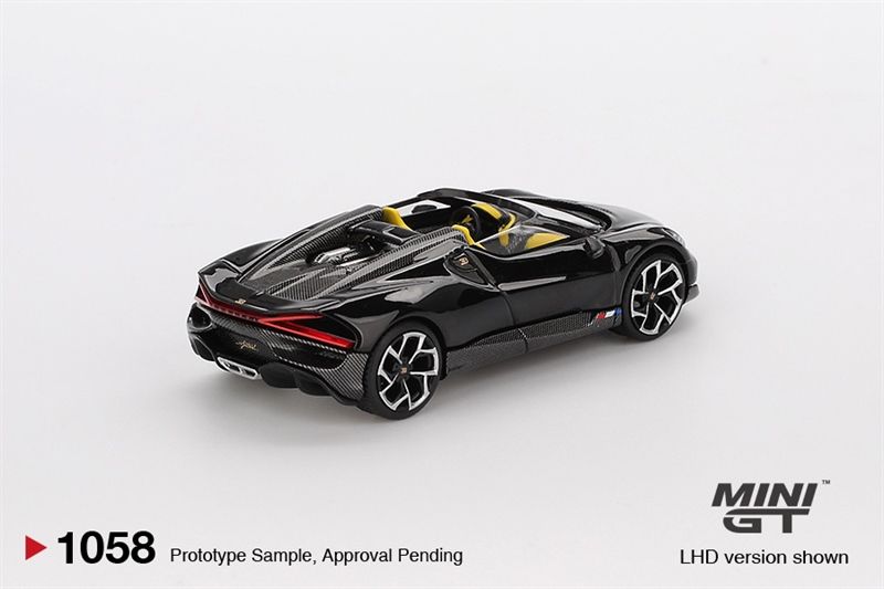  Mô hình xe Bugatti W16 Mistral Black bản card tỉ lệ 1:64 MiniGT MGT01058 (HAVE CHASE) 