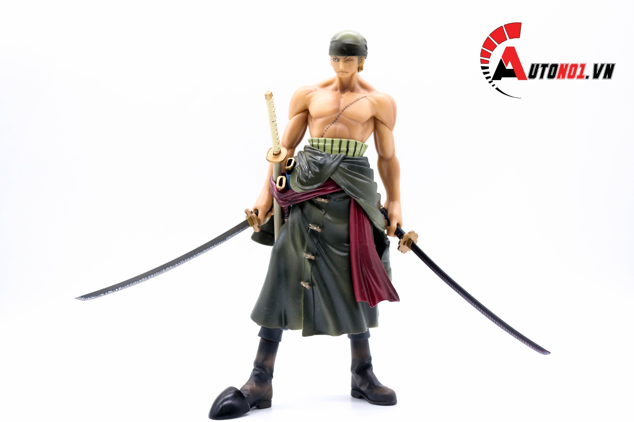 MÔ HÌNH NHÂN VẬT TRUYỆN TRANH ONE PIECE ZORO 25CM 5266