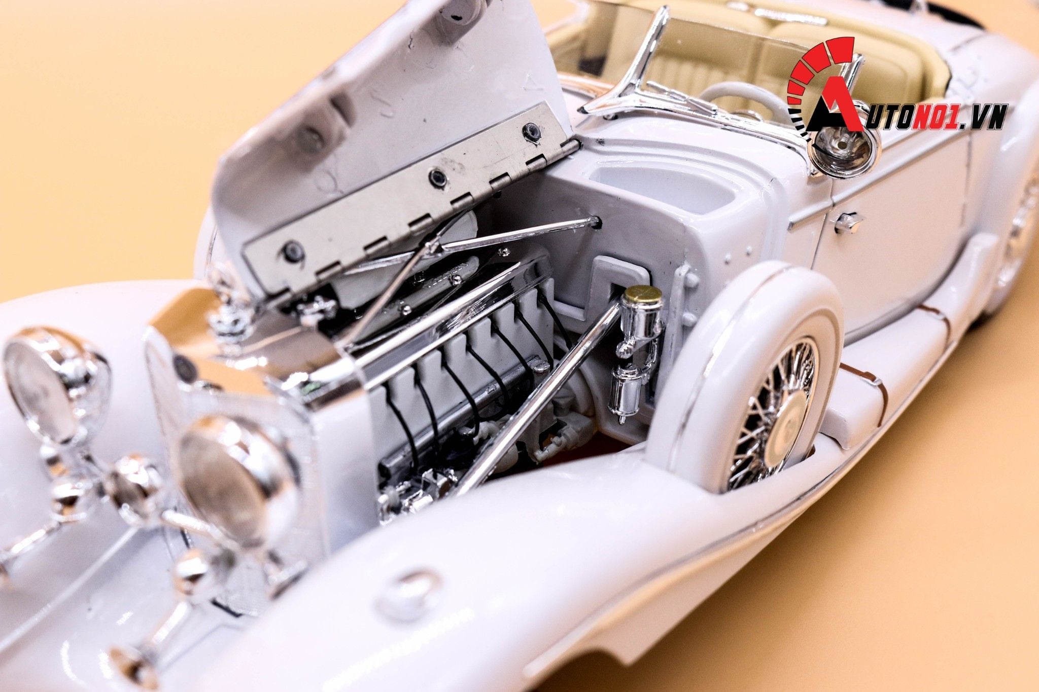 MÔ HÌNH XE MERCEDES BENZ 500K TYP SPECIAL ROADSTER 1936 1:18 MAISTO 3996