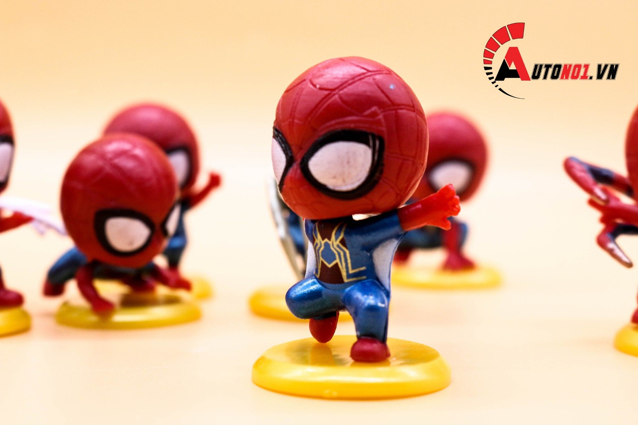  MÔ HÌNH NHÂN VẬT MARVEL KIDS SPIDERMAN SET 8 CON 5 CM ĐẾ TRÒN VÀNG 6204 