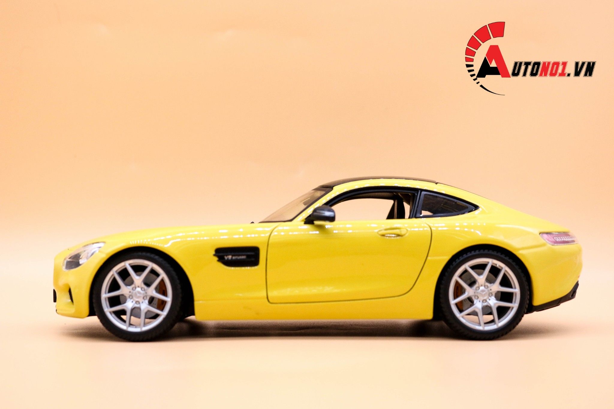  XE MÔ HÌNH MERCEDES AMG GT YELLOW 1:18 MAISTO 1780 