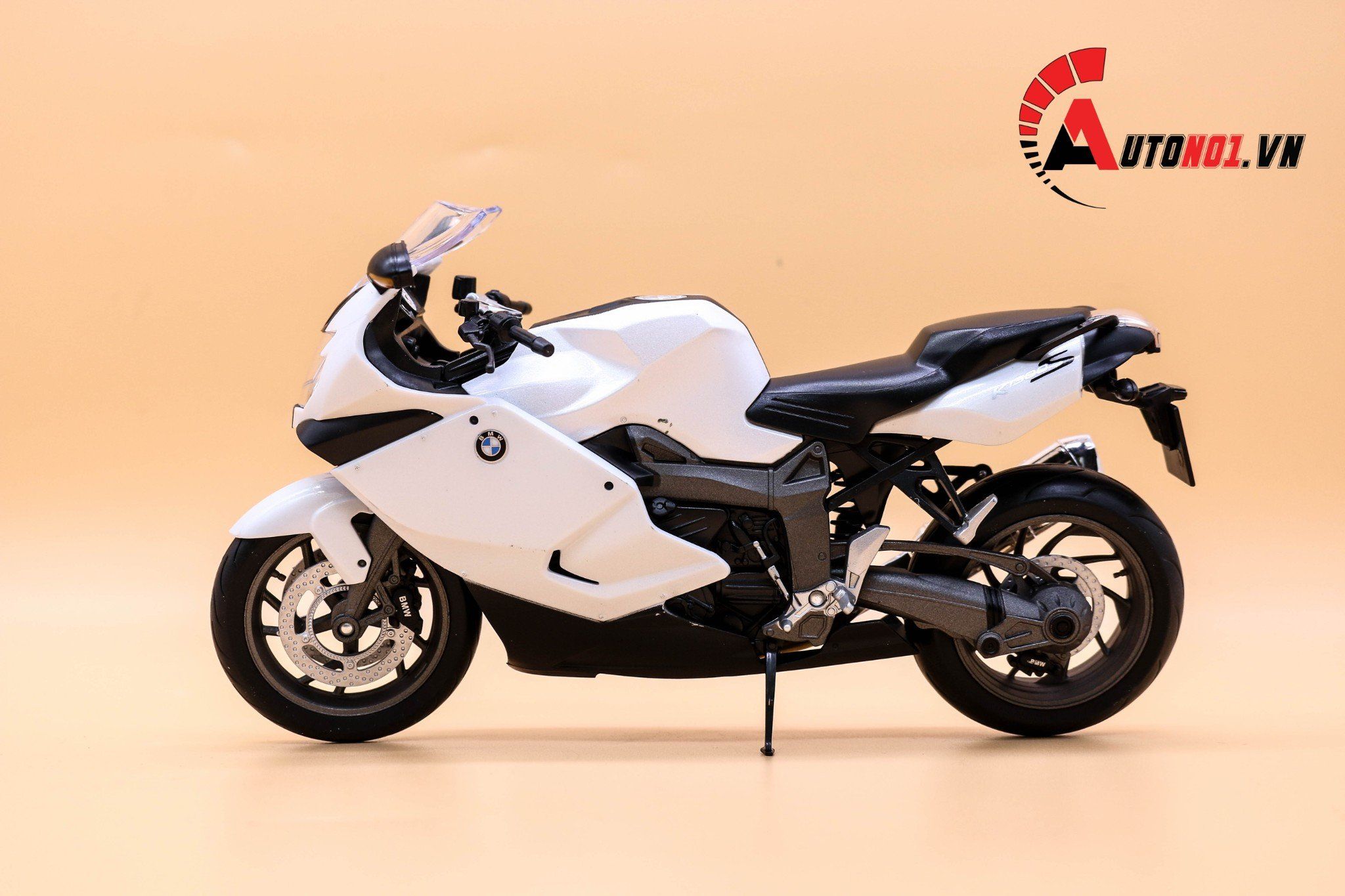  Mô hình xe mô tô BMW K1300S white tỉ lệ 1:10 Welly 1755 