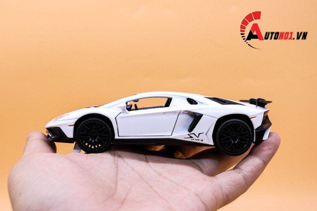 MÔ HÌNH LAMBORGHINI AVENTADOR 750-4 SV WHITE 1:32 MINIAUTO KHÔNG HỘP 4276