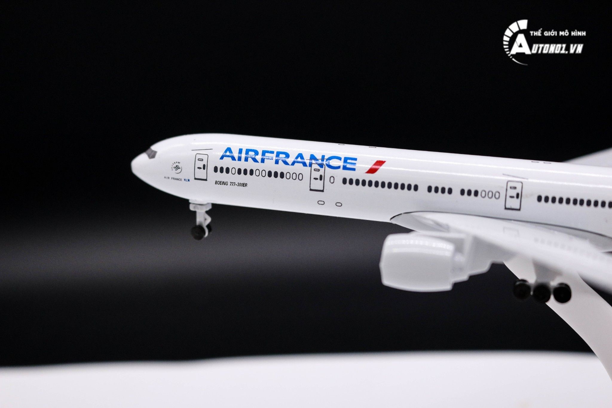  Mô hình máy bay Air France Boeing B777 20cm MB20061 