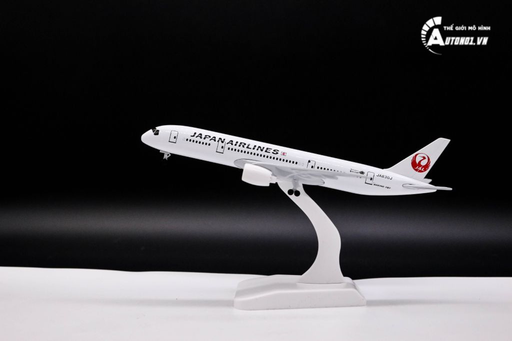 MÔ HÌNH MÁY BAY JAPAN AIRLINES 18CM 6272