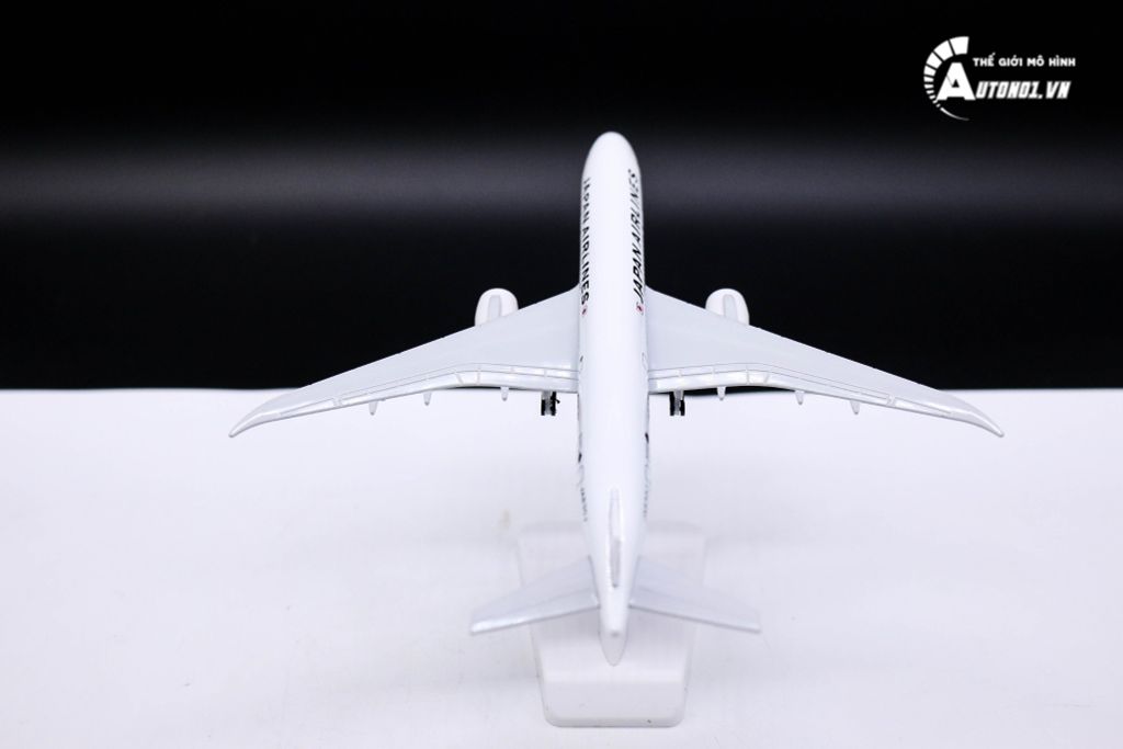 MÔ HÌNH MÁY BAY JAPAN AIRLINES 18CM 6272