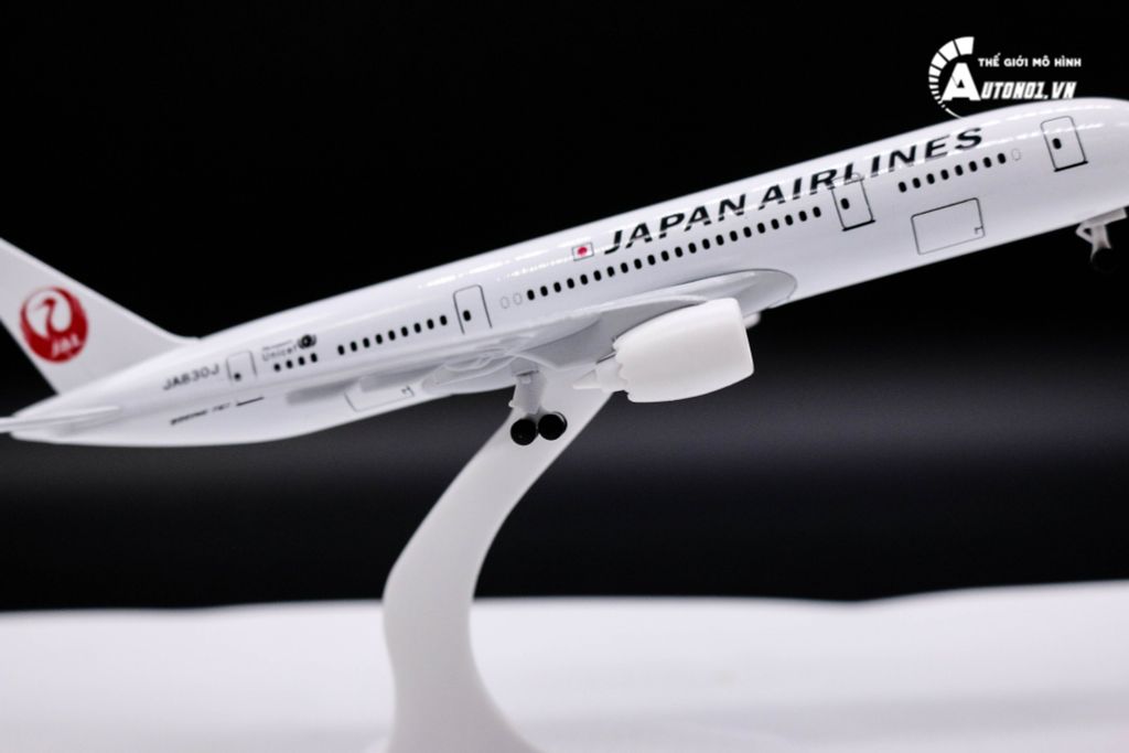 MÔ HÌNH MÁY BAY JAPAN AIRLINES 18CM 6272