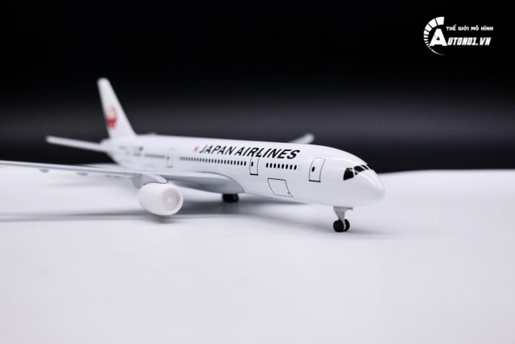 MÔ HÌNH MÁY BAY JAPAN AIRLINES 18CM 6272