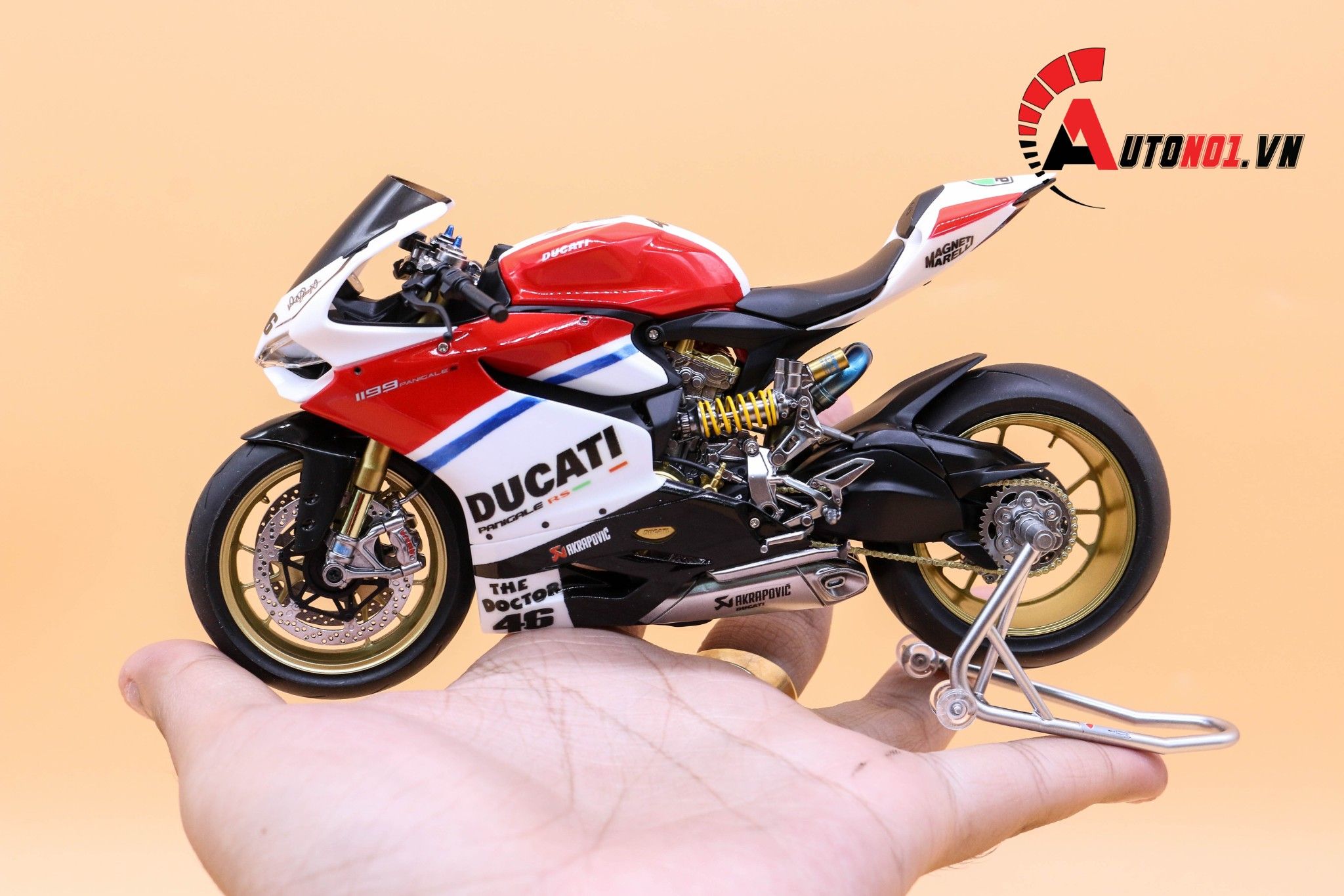  Mô hình xe cao cấp Ducati 1199 Panigale Custom Decal Audi No.46 1:12 Tamiya D056 