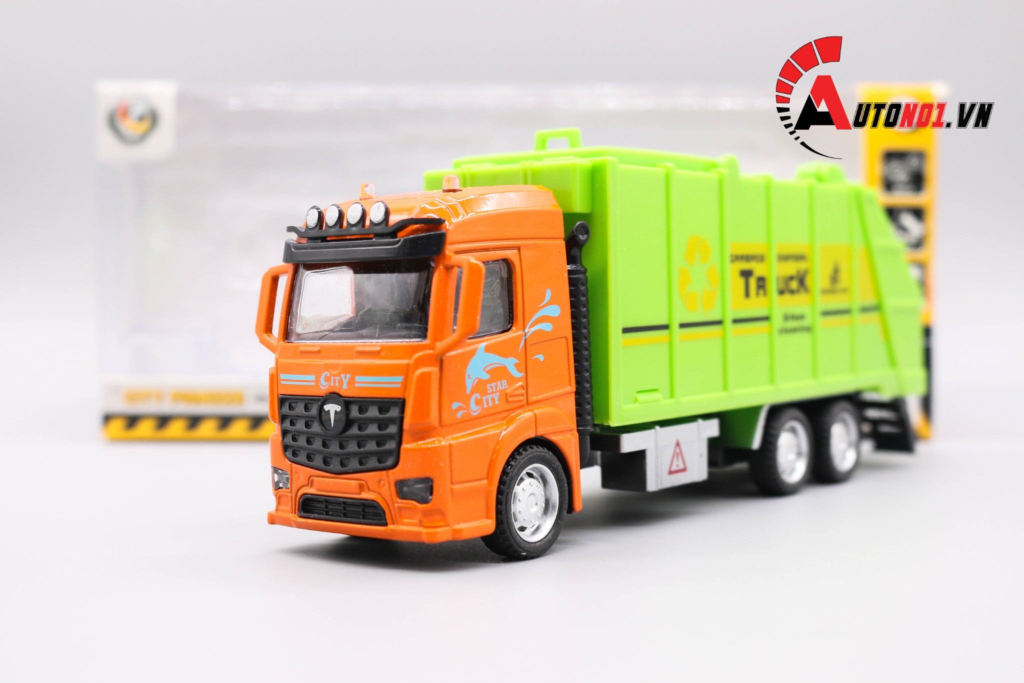 MÔ HÌNH XE TẢI CHỞ RÁC ORANGE 1:32 TRUCK METAL