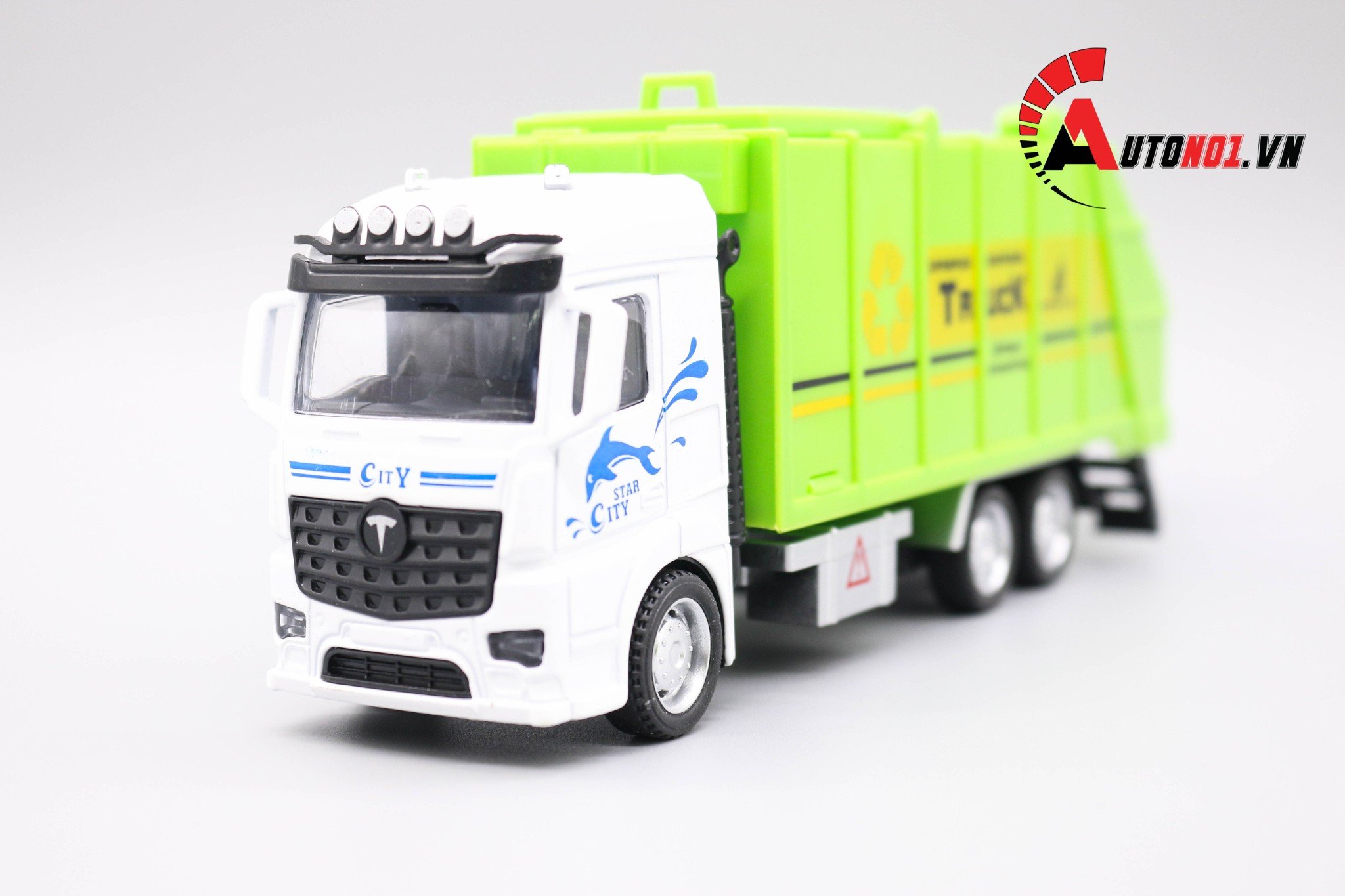 MÔ HÌNH XE TẢI CHỞ RÁC WHITE 1:32 TRUCK METAL