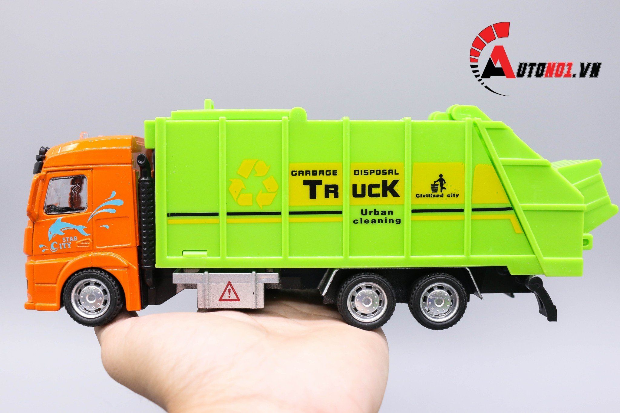  MÔ HÌNH XE TẢI CHỞ RÁC ORANGE 1:32 TRUCK METAL 6350 