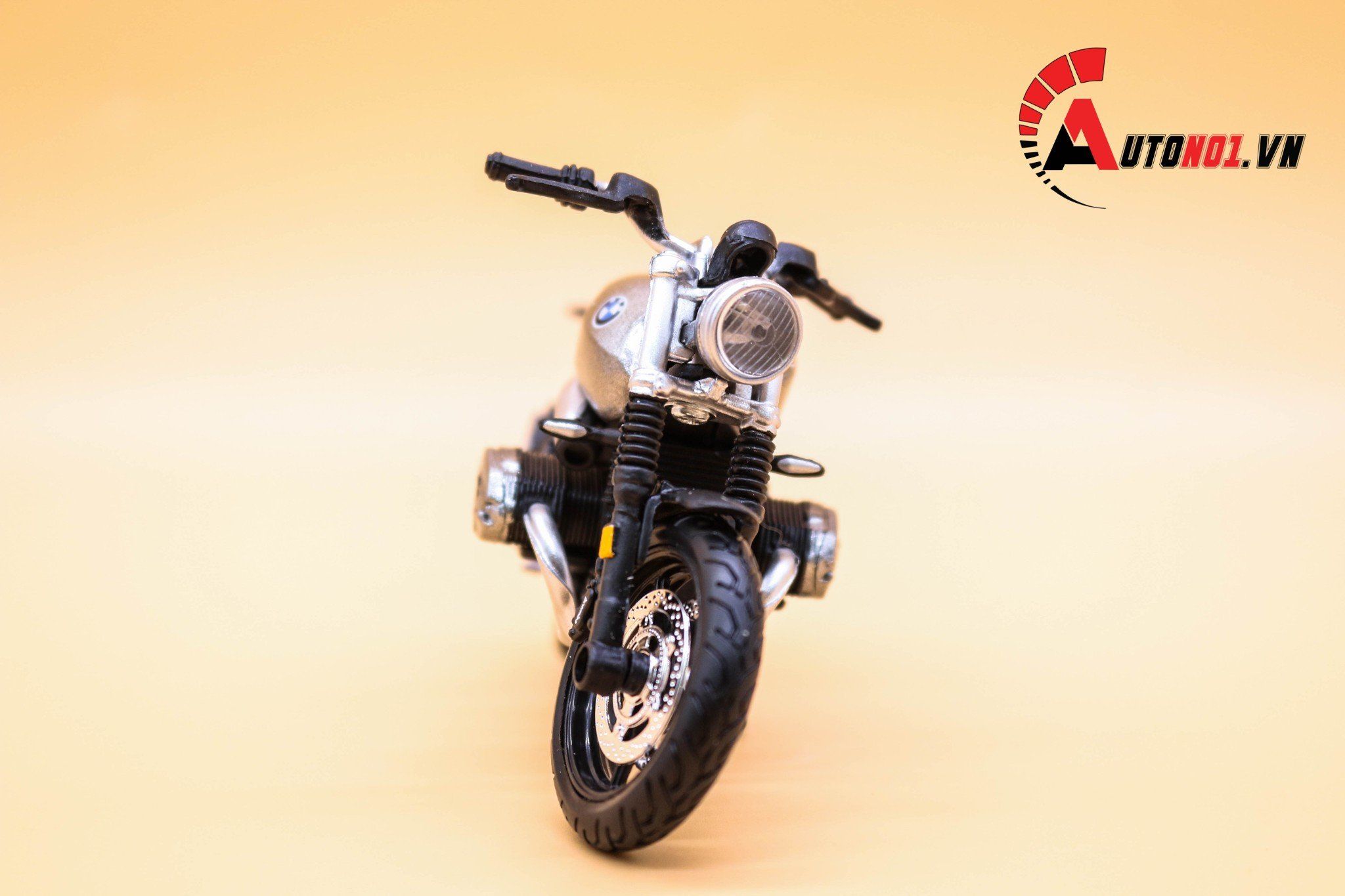  Mô hình xe Bmw r nine t scrambler 1:18 Maisto 6369 