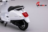  Mô hình xe Vespa gts 125cc 2017 white 1:18 Welly 7171D 