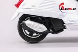  Mô hình xe Vespa gts 125cc 2017 white 1:18 Welly 7171D 