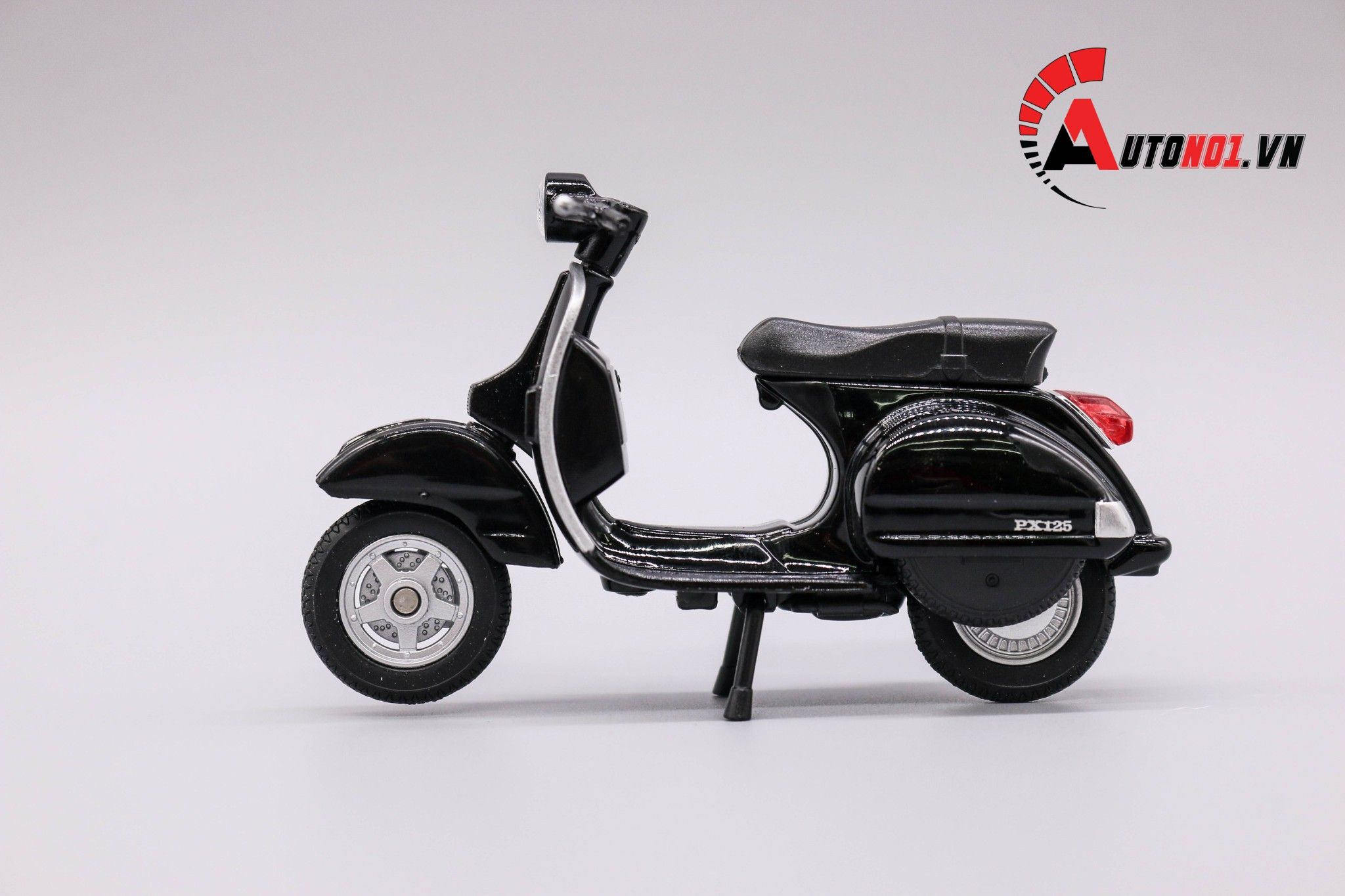  Mô hình xe Vespa px 2016 black 1:18 Welly MT078A 