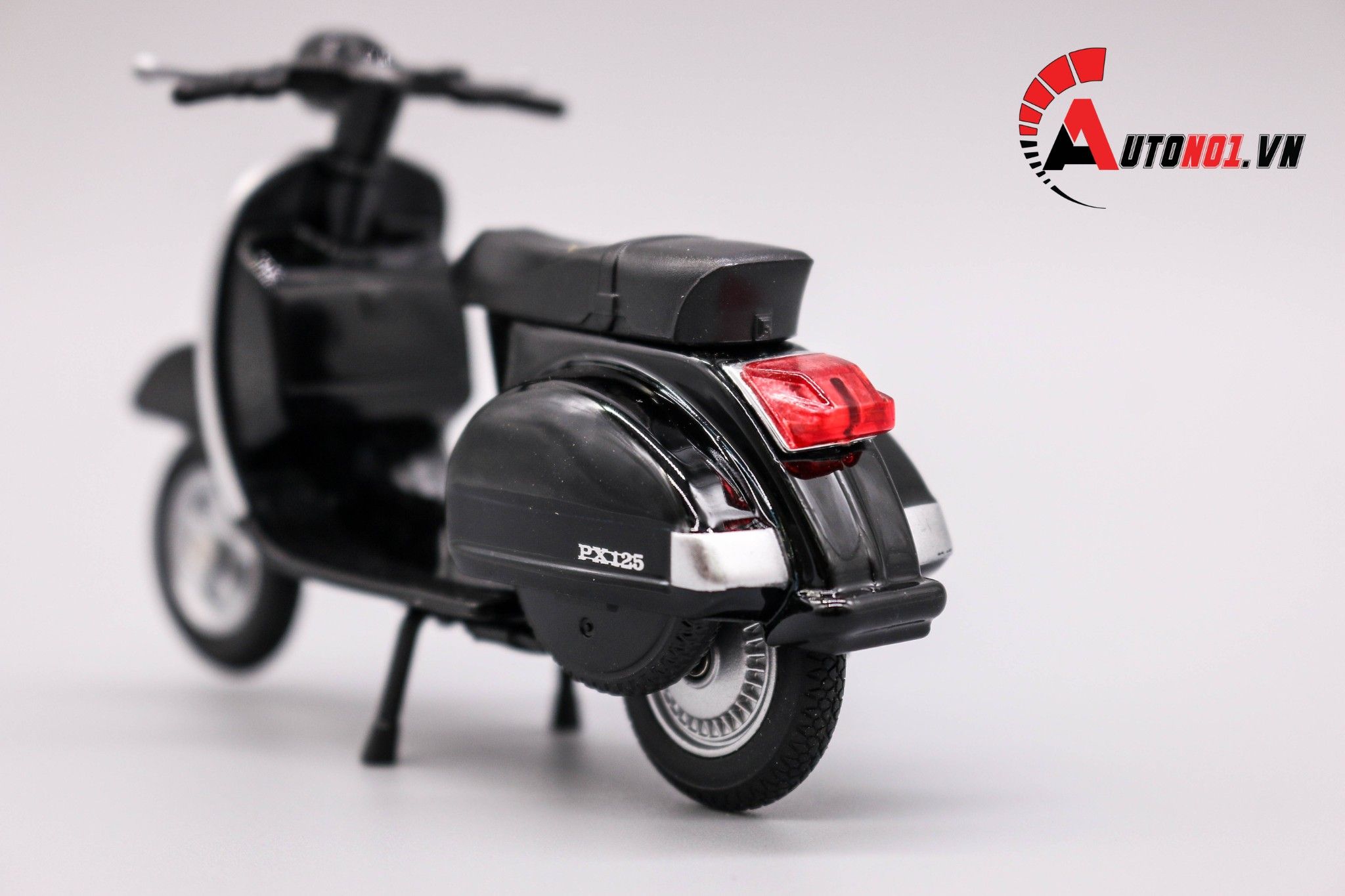  Mô hình xe Vespa px 2016 black 1:18 Welly MT078A 