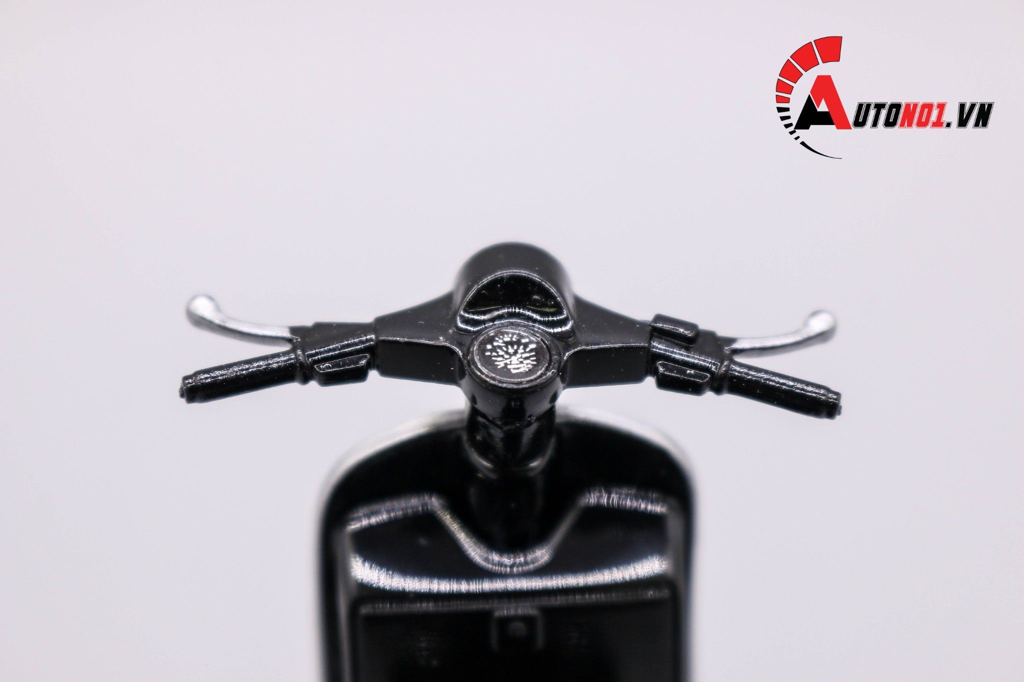  Mô hình xe Vespa px 2016 black 1:18 Welly MT078A 