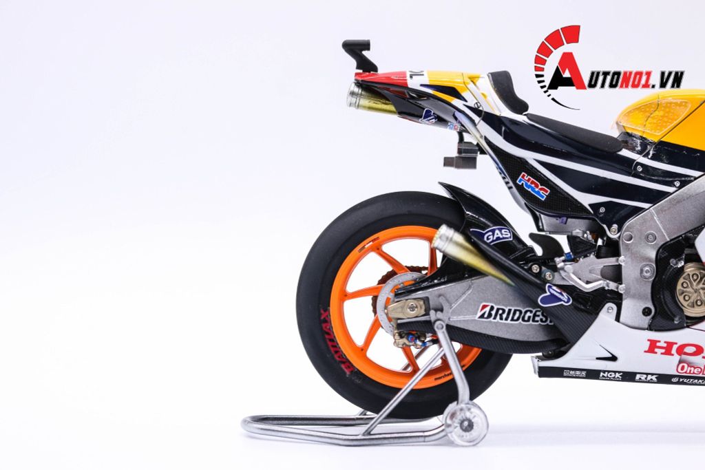 MÔ HÌNH REPSOL HONDA RC213V 2014 CARBON 1:12 TAMIYA