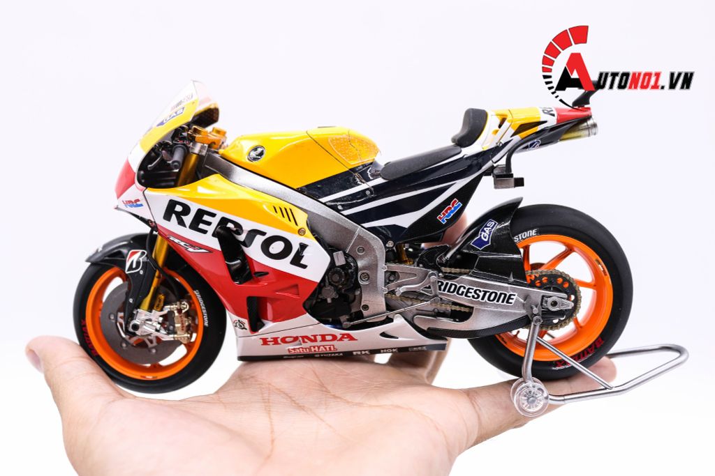 MÔ HÌNH REPSOL HONDA RC213V 2014 CARBON 1:12 TAMIYA