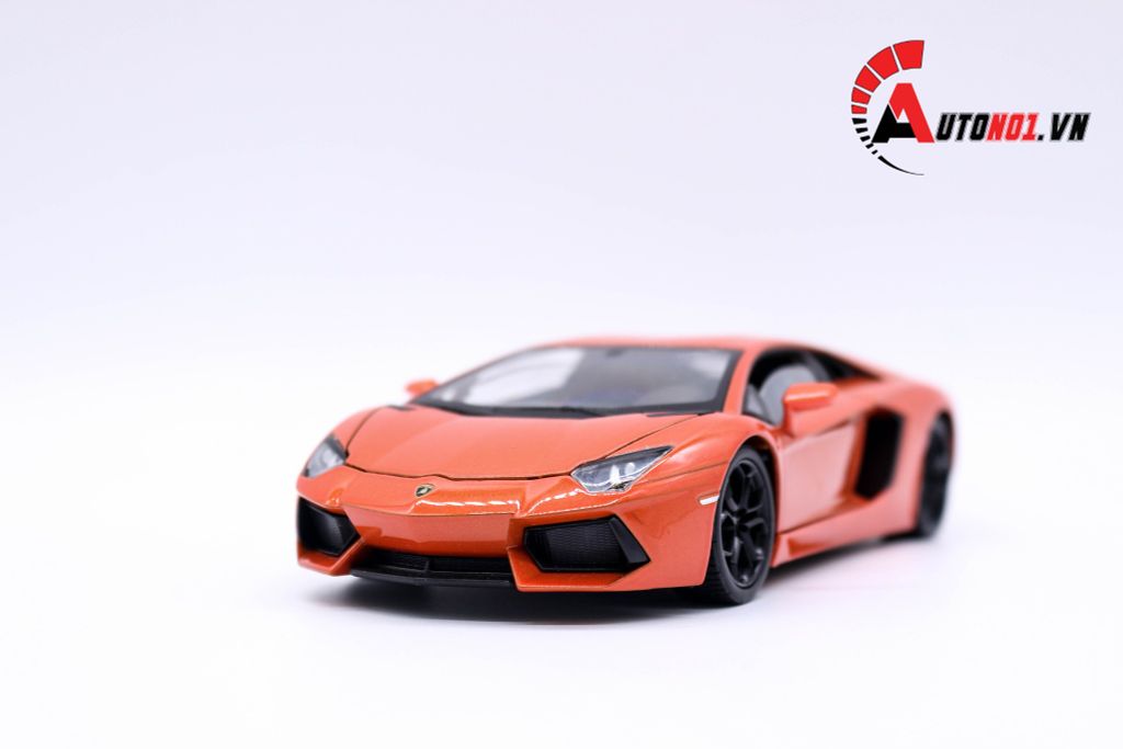 MÔ HÌNH XE LAMBORGHINI AVENTADOR LP700-4 1:24 WELLY 4650