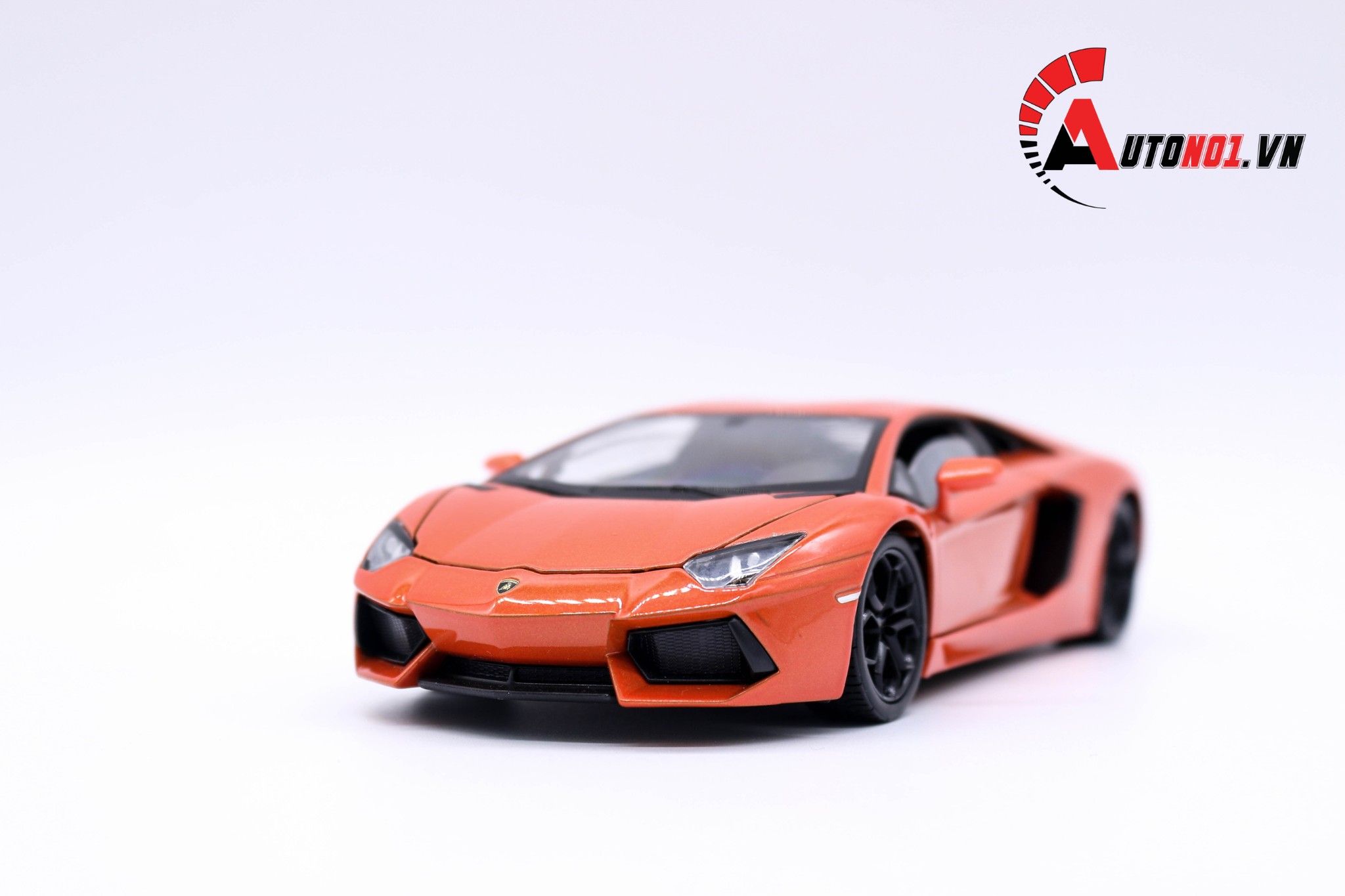  Mô hình xe Lamborghini Aventador Lp700-4 1:24 Welly 4650 