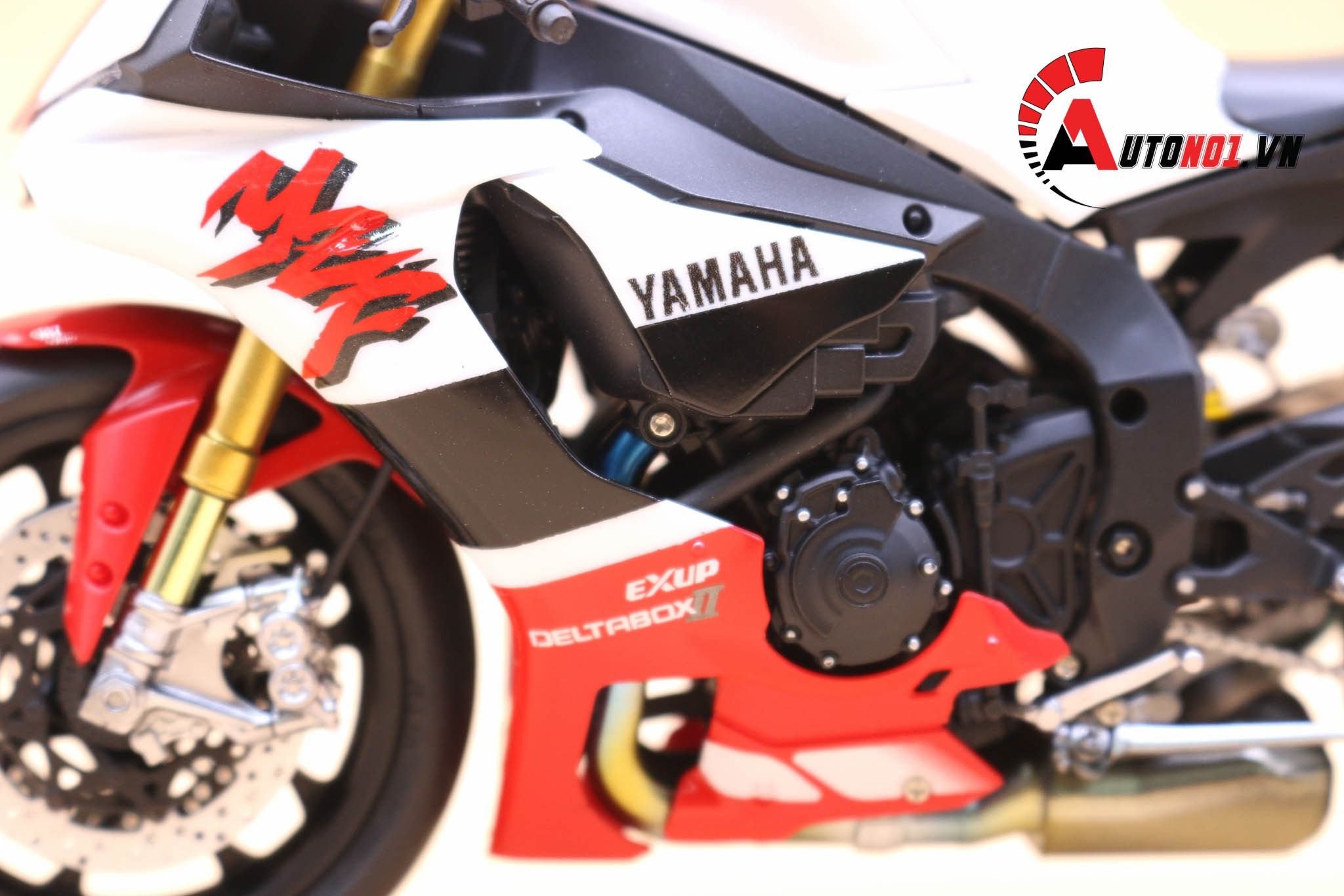  Mô hình xe Yamaha Yzf R1m Anniversary 1:12 Tamiya D032 