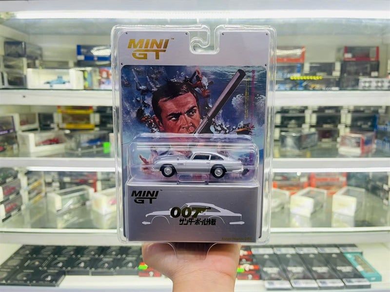  Mô hình xe Aston Martin DB5 “Thunderball” tỉ lệ 1:64 MINIGT bản Card Nhật MGT00901-007J 