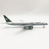  Mô hình máy bay Ả rập Saudi Airlines Boeing B787 có bánh xe kích thước 20cm MB20128 
