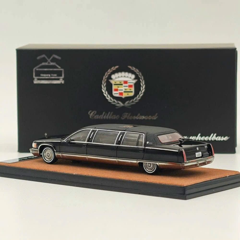  Mô hình xe Cadillac Fleetwood Limousine tỉ lệ 1:64 XG Model OT64109 