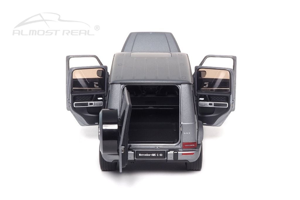 Xe mô hình Mercedes-Benz Amg G63 tỉ lệ 1:18 Almost Real 8100