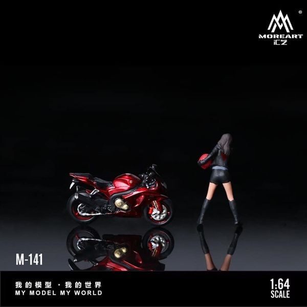  Mô hình nhân vật figure và xe mô tô Suzuki GSX Red tỉ lệ 1:64 MoreArt MO222141 