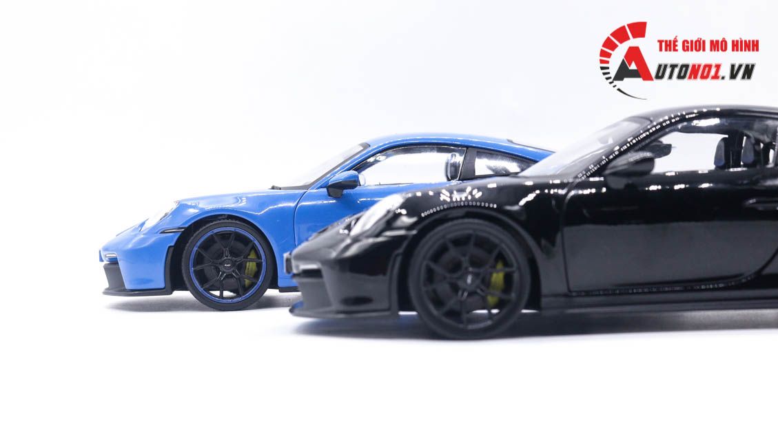  Mô hình xe Porsche 911 GT3 2022 có đế tỉ lệ 1:18 Maisto 8114 