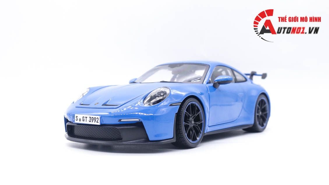  Mô hình xe Porsche 911 GT3 2022 có đế tỉ lệ 1:18 Maisto 8114 