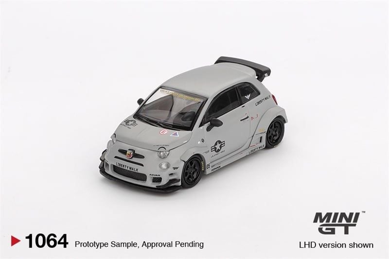  Mô hình xe Abarth 595 LB-WORKS x Abas Works Fighters bản card tỉ lệ 1:64 MiniGT MGT01064 NO CHASE 