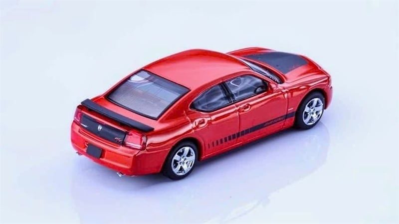  Mô hình xe Dodge Charger LX 2008 tỉ lệ 1:64 Rollin OT64452 
