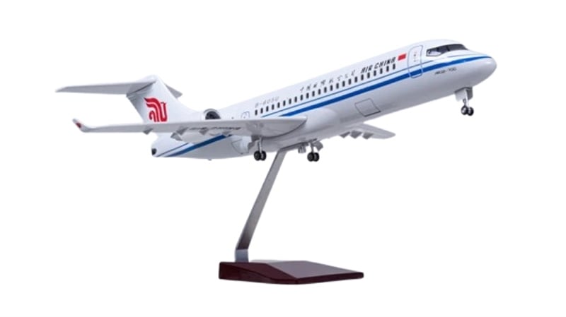  Mô hình máy bay Air China Comac ARJ21 47cm có đèn led tự động theo tiếng vỗ tay hoặc chạm MB47060 