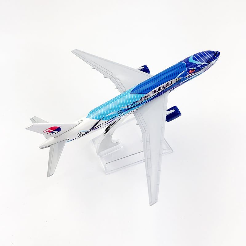 Mô hình máy bay Malaysia Heliconia Boeing B777-2H6 16cm MB16065