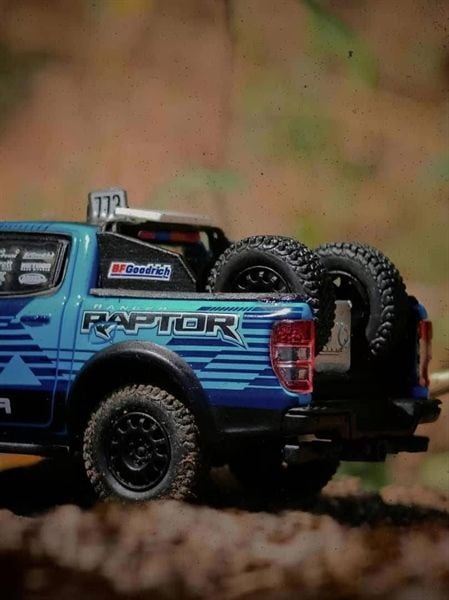  Mô hình xe Ford Ranger Raptor 2024 Baja Racing Version tỉ lệ 1:64 MK Miniatures OT64330 