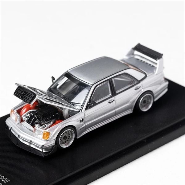  Mô hình xe Mercedes-Benz 190E W201 Evo II có hộp mica tỉ lệ 1:64 Rhino Model RM64-190E-2 