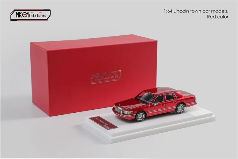  Mô hình xe Lincoln Town Car 1992 tỉ lệ 1:64 MK Miniatures OT64334 