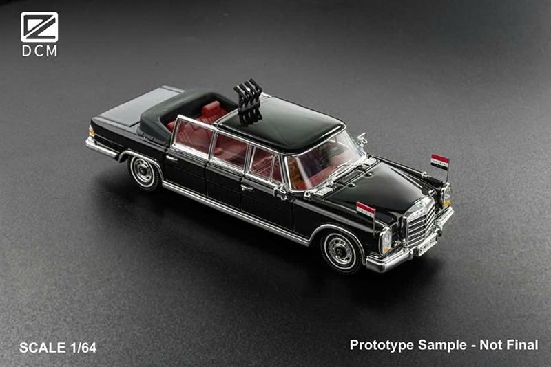  Mô hình xe Mercedes-Benz 600 Pullman Convertible (Black) 1966 Limite 999 Pcs tỉ lệ 1:64 DCM OT64416 