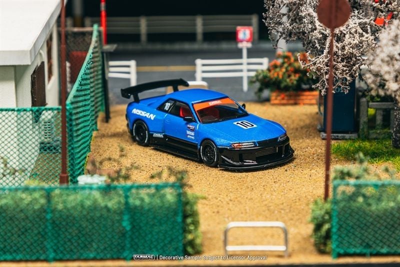  Mô hình xe Nissan Skyline (R32) Widebody – Designed by Jon Sibal 10th Anniversary tỉ lệ 1:64 Tarmac Works x GLOBAL64 T64G-061-10TH 