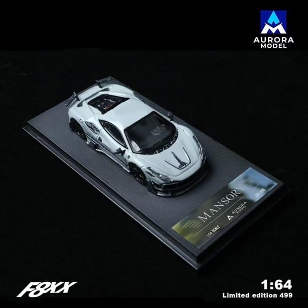  Mô hình xe Mercedes-Benz AMG GTR tỉ lệ 1:64 MJ Model OT64220 