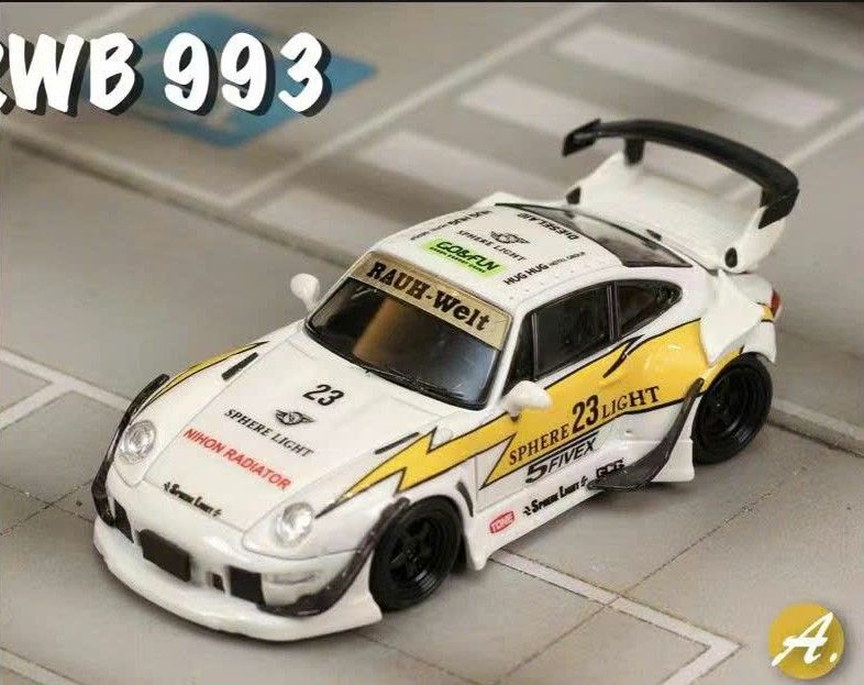  Mô hình xe Diecast Porsche RWB 993 Four Colors With Carbon Wing 1:64 Street Weapon OT64119 