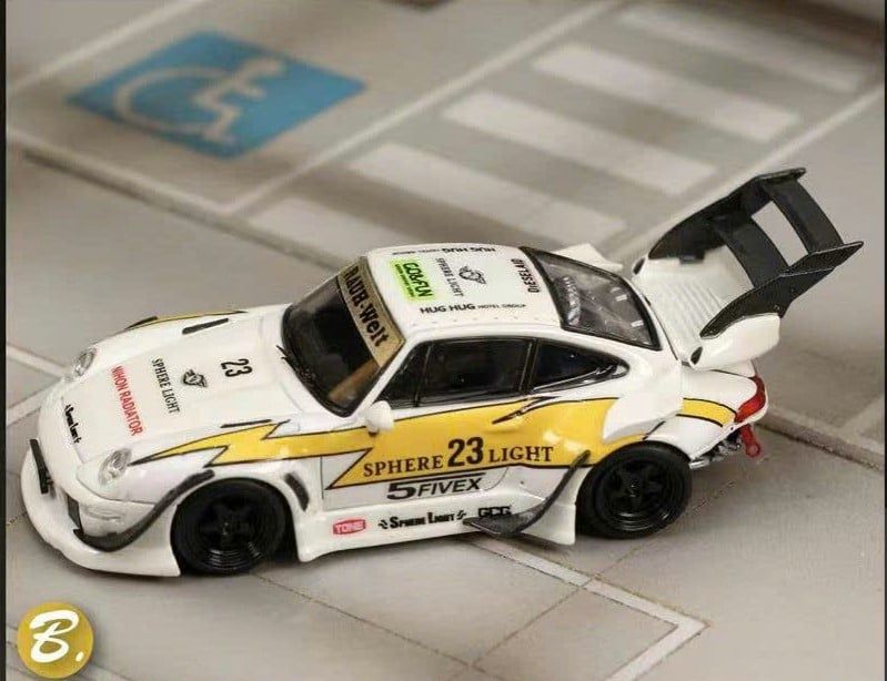  Mô hình xe Diecast Porsche RWB 993 Four Colors With Carbon Wing 1:64 Street Weapon OT64119 