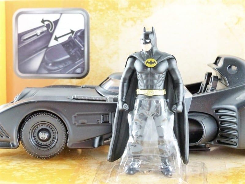 Mô hình xe Batman 1989 Batmobile W/Batman Figure DC Comics tỉ lệ 1:24 Jada Toys 98260 