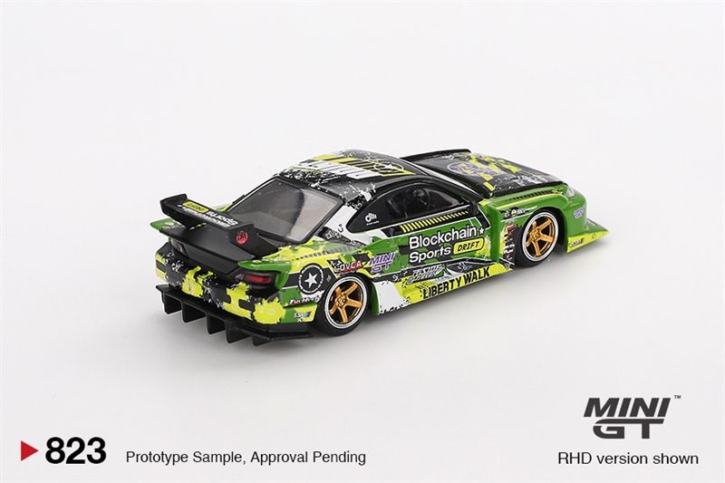  Mô hình xe Nissan LB-Super Silhouette S15 SILVIA #555 V2 2024 Formula Drift Japan bản card tỉ lệ 1:64 MiniGT MGT00823 